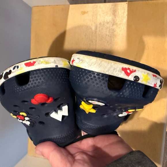 CROCS Mickey Mouse Disney Kids Clogs Size C11 - Picture 7 of 13
